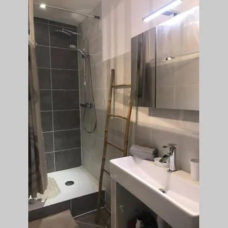 Le Cap, 2p Typique Du Sud, 50m Des Plages Apartament