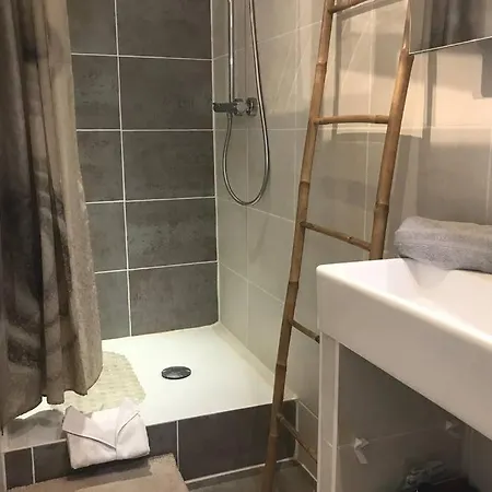Le Cap, 2p Typique Du Sud, 50m Des Plages Apartament *